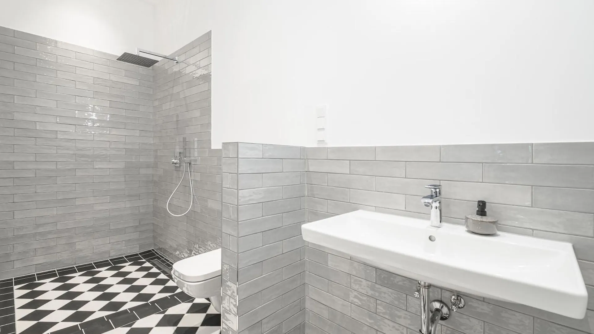 The Bornholmer - Lovely 2Br Apartments In Pberg Up To 5 Ppl Berlin