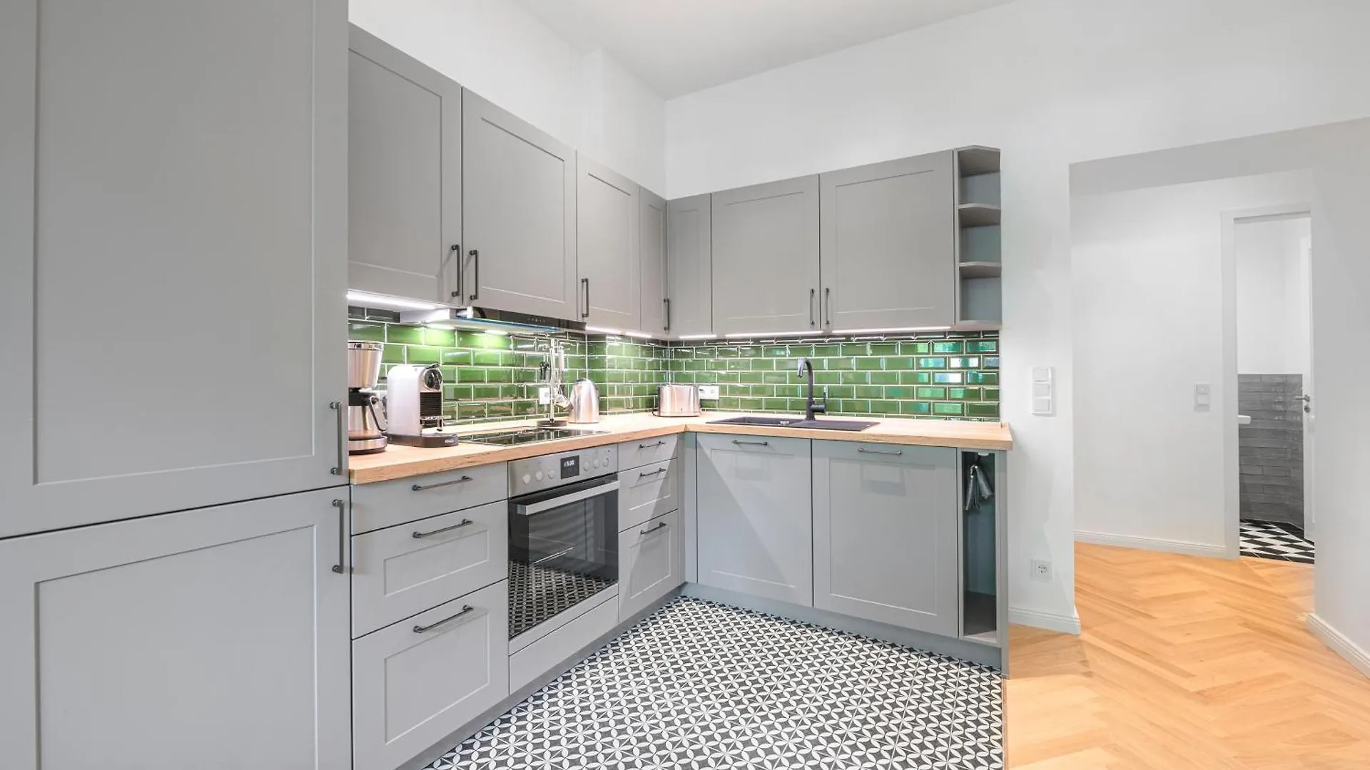 The Bornholmer - Lovely 2Br Apartments In Pberg Up To 5 Ppl Berlin 0*,  Deutschland