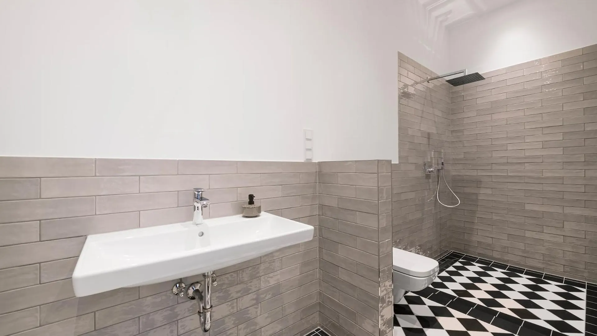 The Bornholmer - Lovely 2Br Apartments In Pberg Up To 5 Ppl Berlin Deutschland